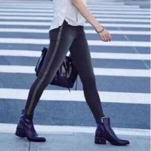 Hudson Luna MidRise Ankle Black Jean 29